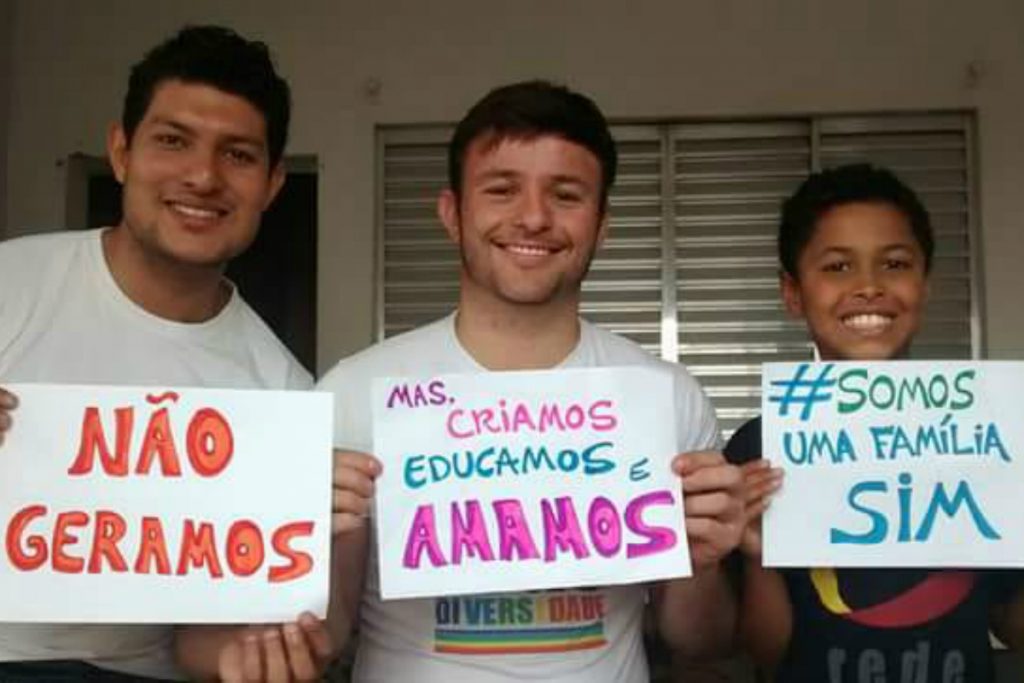 “A minha mãe não é um bicho de sete cabeças”, diz filha de pai trans