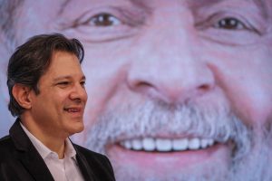 Associado diretamente a Lula, Haddad soma 22% e ultrapassa Bolsonaro