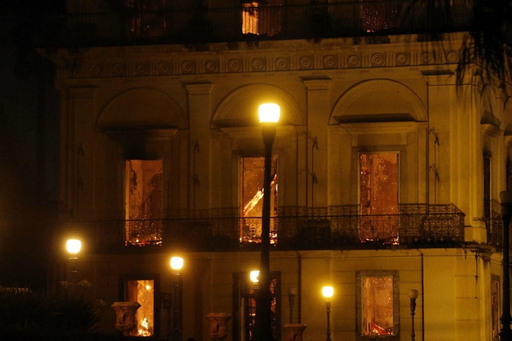 Imprensa internacional destaca tragédia no Museu Nacional