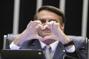 Ibope: Bolsonaro continua a ser o adversário dos “sonhos” no 2° turno
