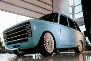 Kalashnikov, do fuzil ao carro elétrico