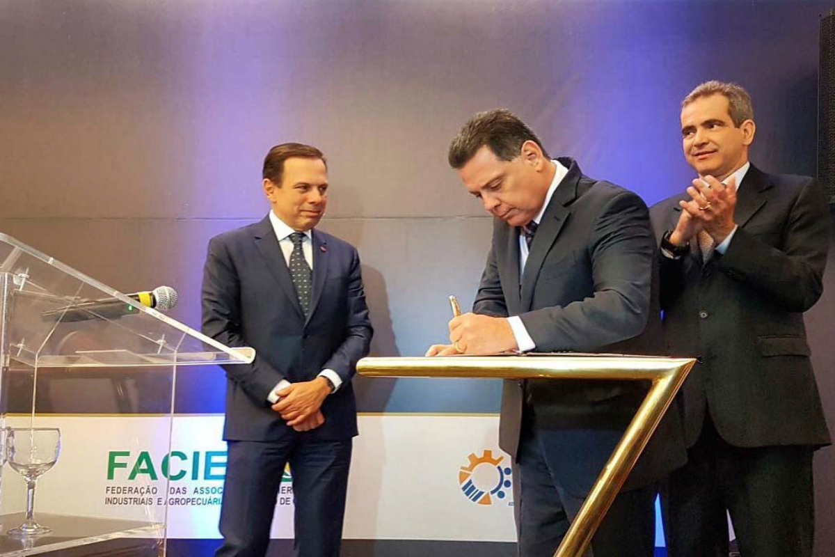 Lei eleitoral salva outro tucano da cadeia