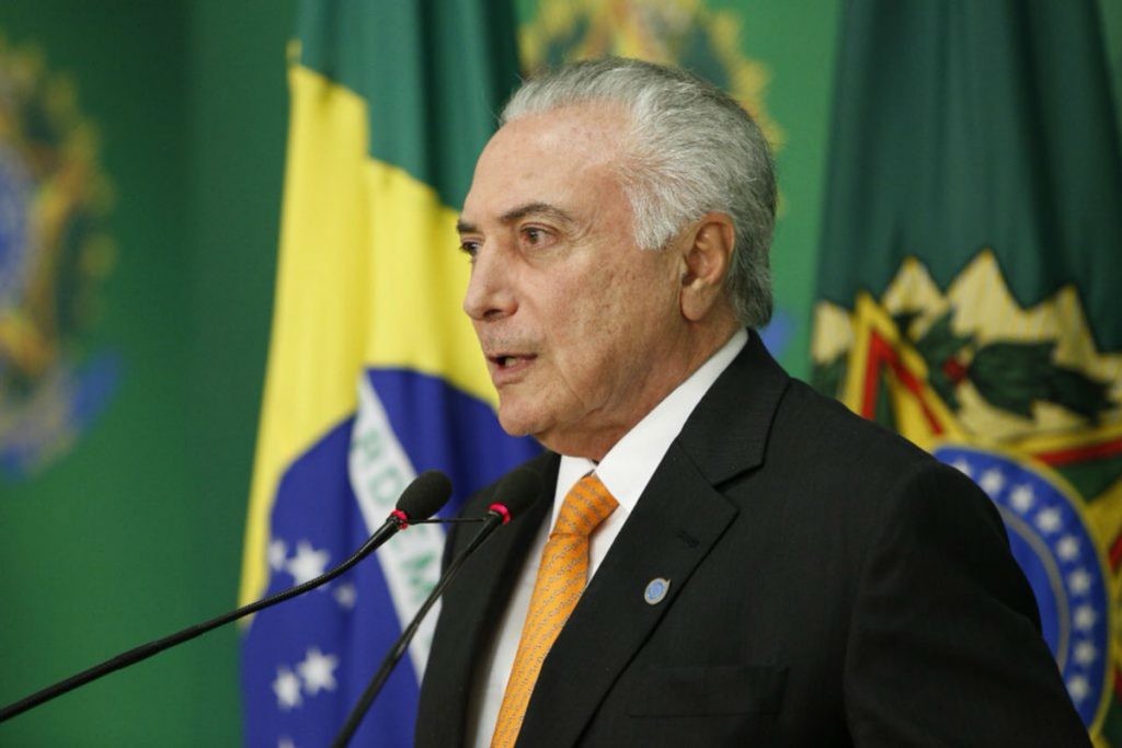 Após recado a Alckmin, Temer sugere que Haddad leia a Constituição