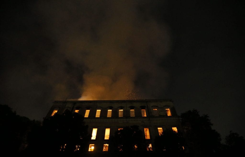 Entenda a origem do desmonte do Museu Nacional