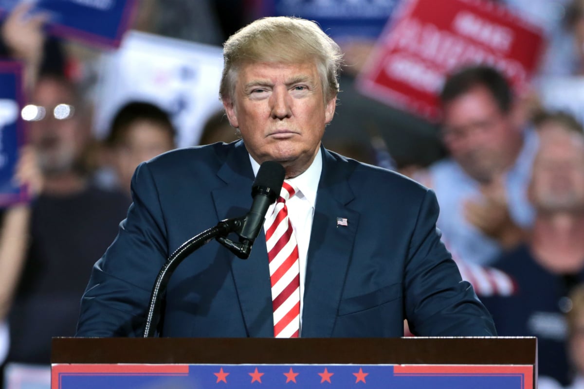 Trump é “inculto, raivoso e paranoico”, diz Bob Woodward em livro