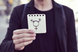Em lei, Uruguai garante acesso a trabalho e moradia para trans