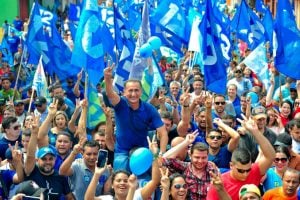 Em disputa acirrada, Waldez Góes foi reeleito governador do Amapá