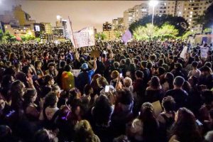 Em ato pró-Haddad, milhares se reúnem para repudiar a ditadura