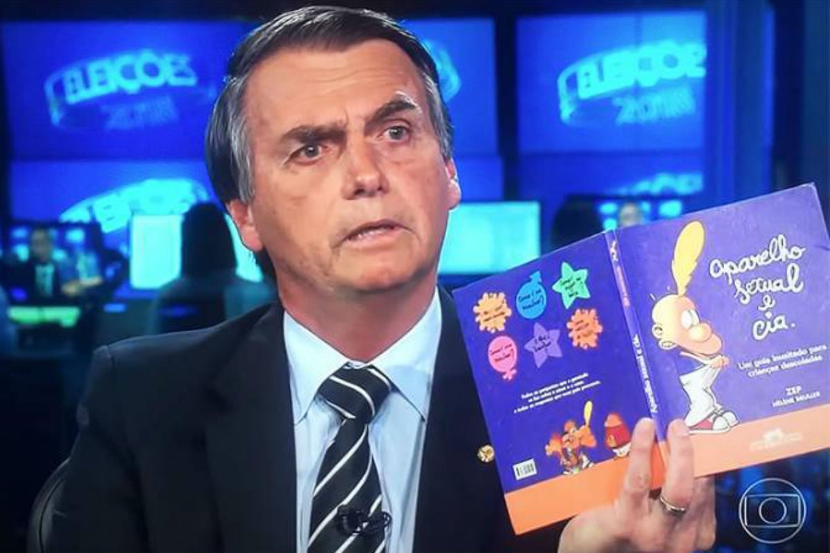 TSE manda remover vídeos de Bolsonaro sobre kit anti-homofobia