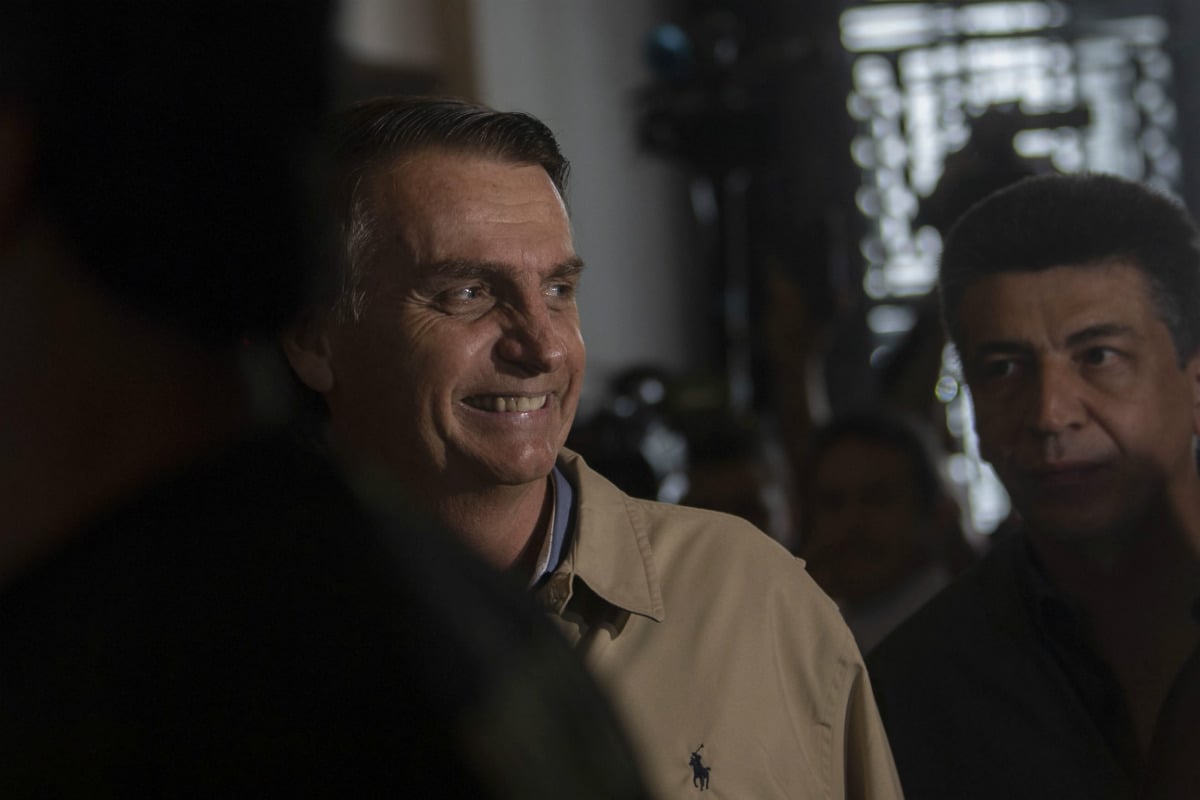 Quem financia e quanto custa a campanha de Bolsonaro no WhatsApp?