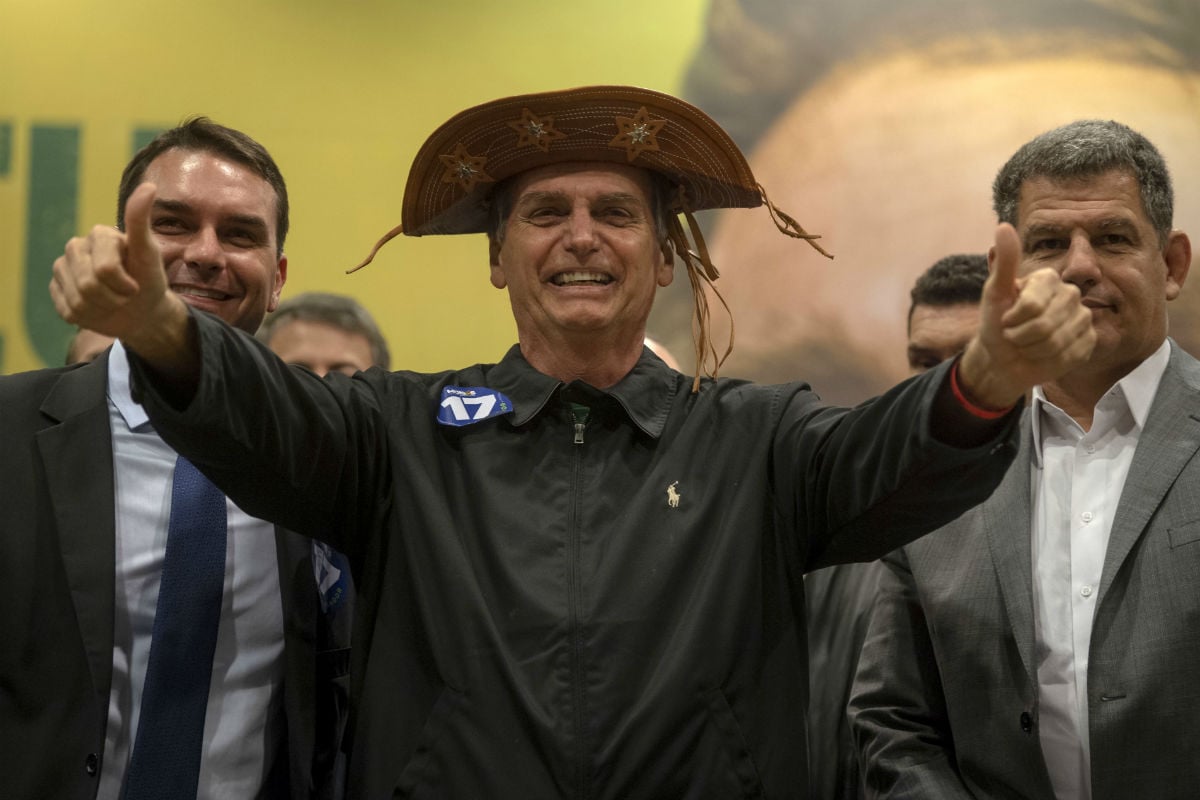 Bolsonaro afirma que não participará de debates no segundo turno