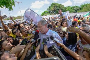 Oposição que nasce não se confunde com interesses mesquinhos, diz Ciro
