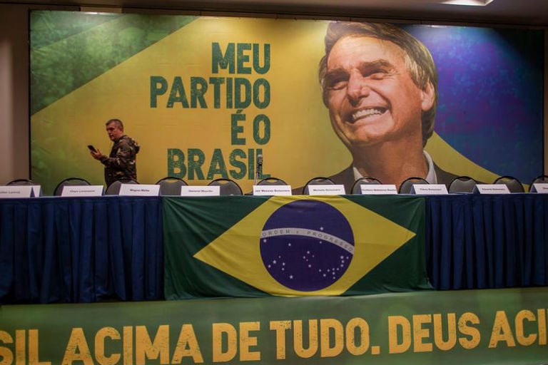 ‘Coveiro da democracia quase eleito’: imprensa mundial repercute eleição no Brasil