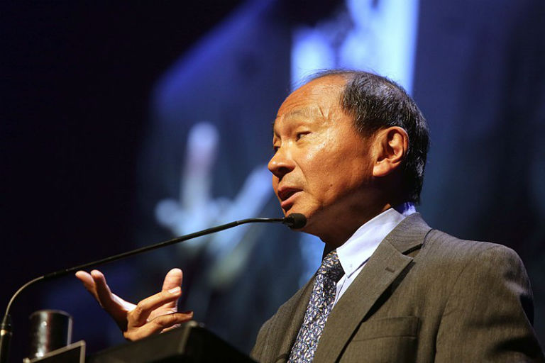Para bolsonaristas, até Fukuyama vira comunista