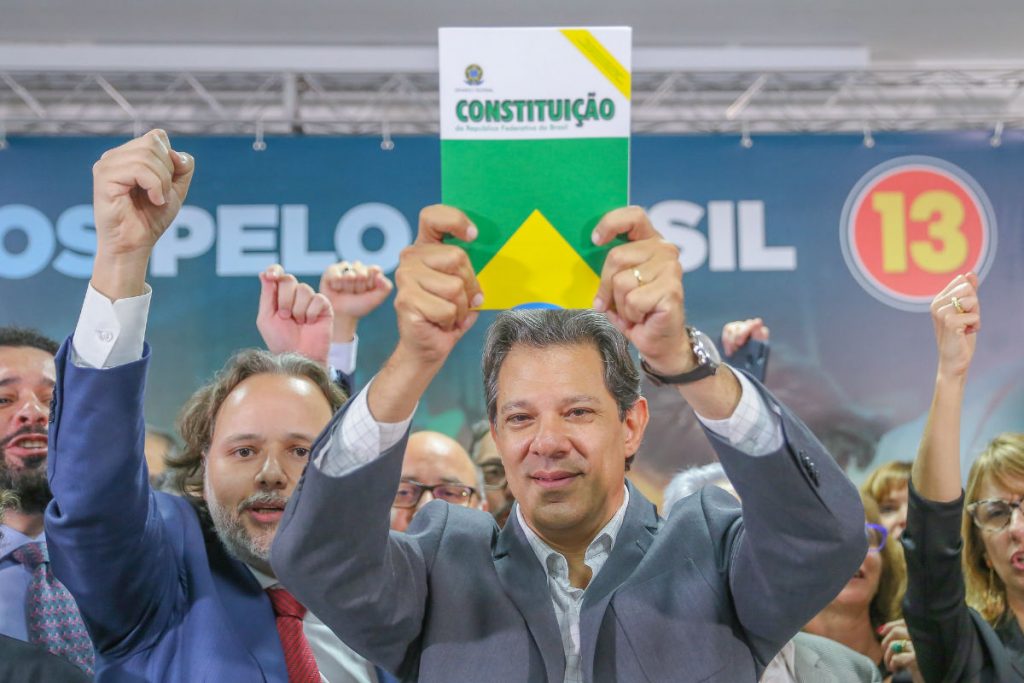 Haddad: Bolsonaro patrocinou com dinheiro sujo campanha para me atacar