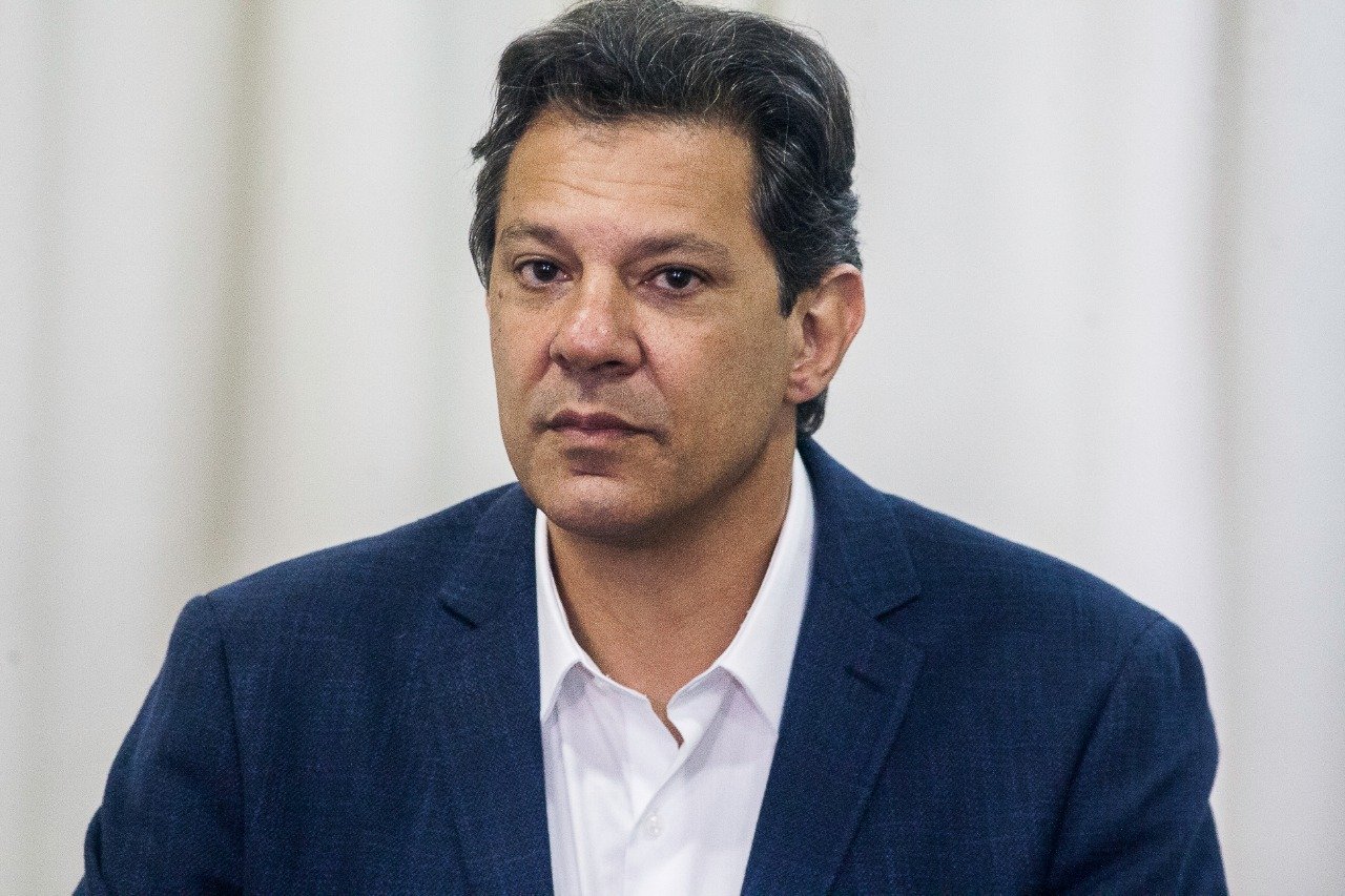 Haddad lembra artigo ao afirmar que reconhece erros do PT na economia