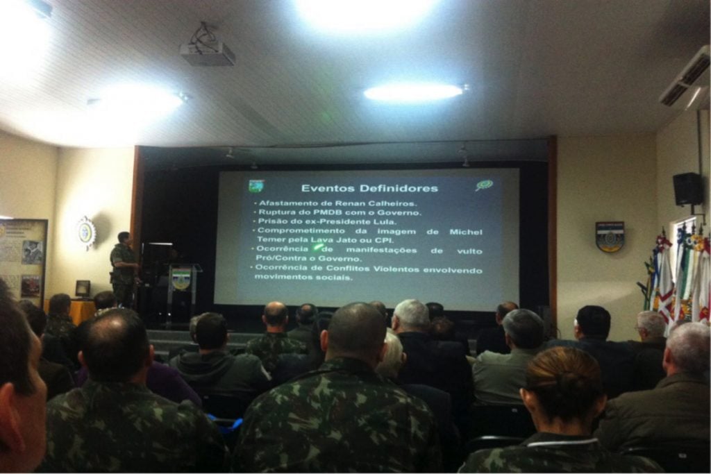 Militares, (des)informação e batalha política