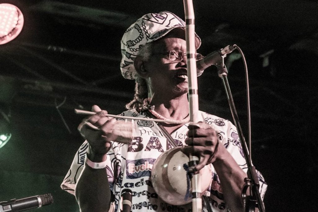 Mestre de capoeira é morto a facadas após declarar voto no PT