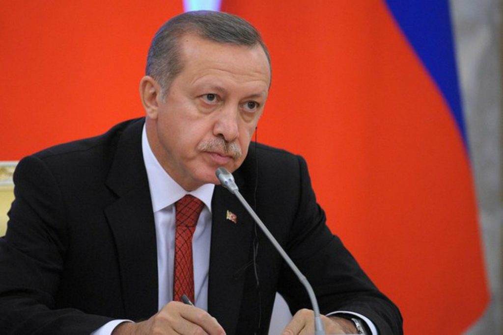 Morte de jornalista foi assassinato político, diz Erdogan