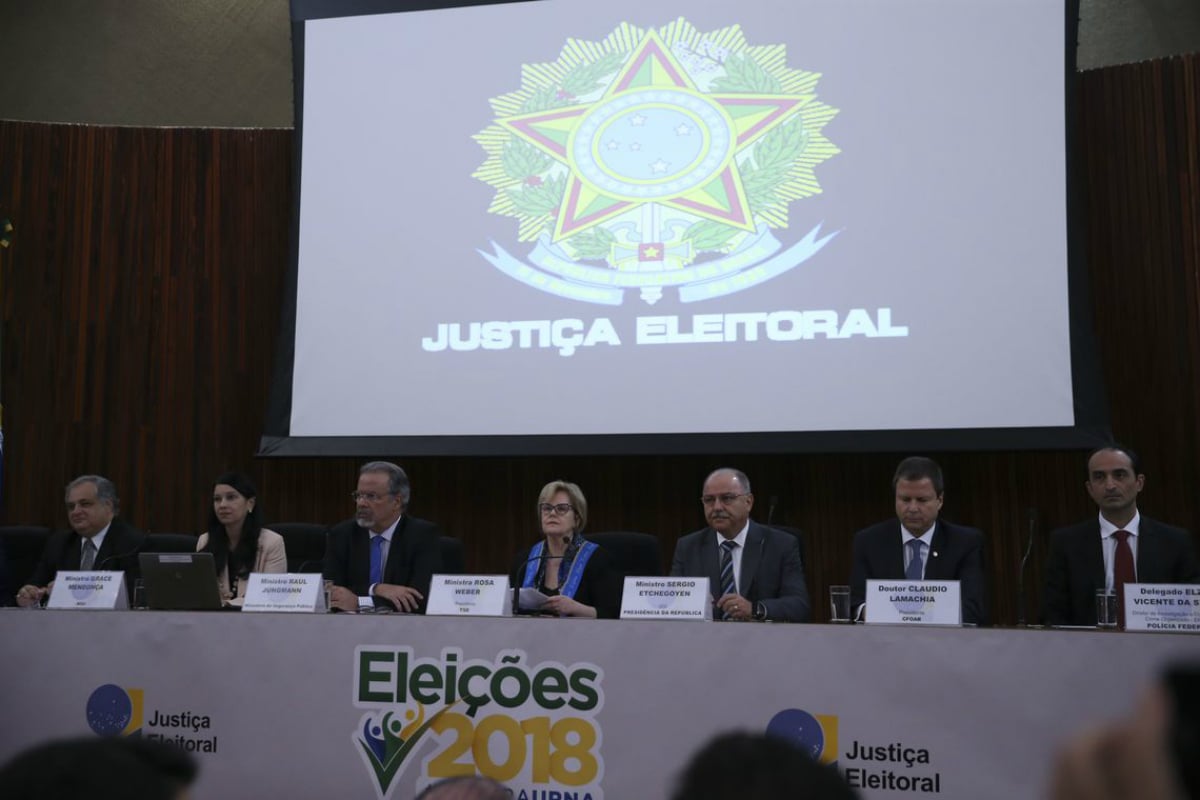 Para Rosa Weber, intoleráveis só os boatos contra a Justiça eleitoral