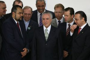 Precisamos avaliar os candidatos à reeleição da Bancada Evangélica