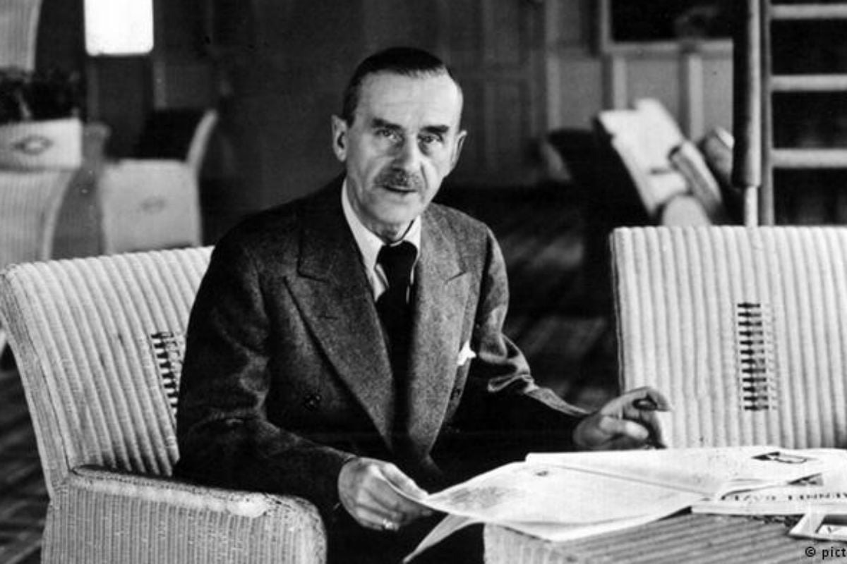 O Nobel de Literatura Thomas Mann em foto de 1947, tirada nos EUA 
