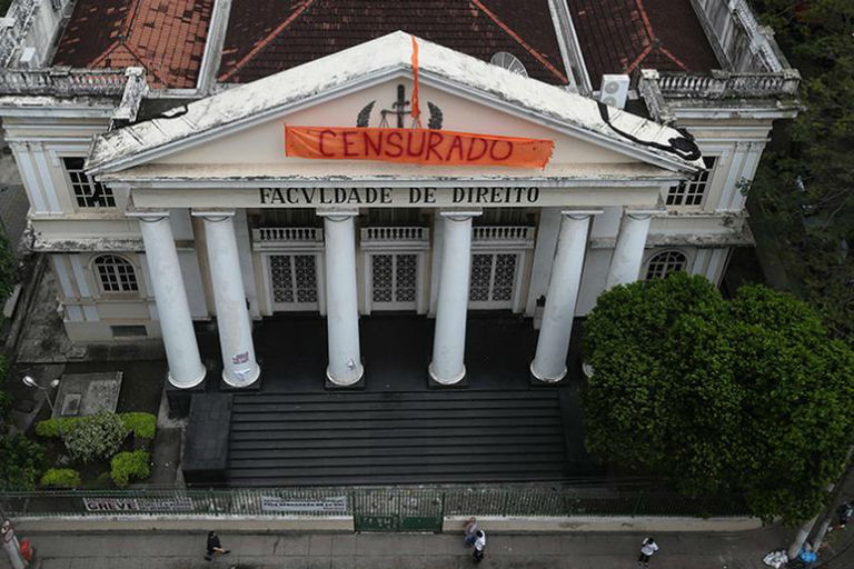 STF confirma suspensão de ações policiais em universidades