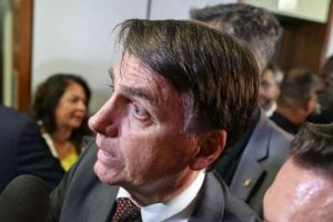Em mais um recuo, Bolsonaro diz que manterá Ministério do Trabalho