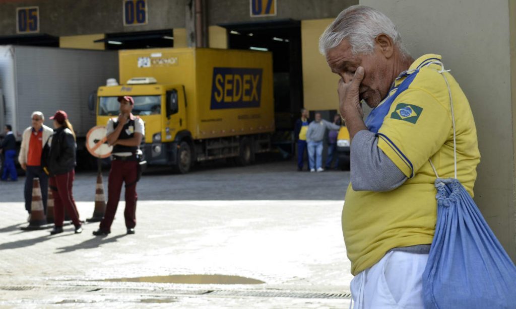 Gilberto Kassab colocará general na presidência dos Correios