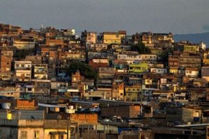 Em favela do Rio, medo e ceticismo por 'snipers'