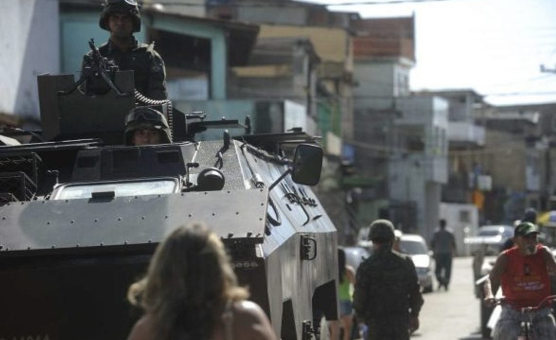 Racismo, milícias e o crescimento dos grupos armados na América Latina