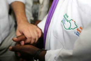 Após saída de cubanos, 1.052 profissionais desistem do Mais Médicos