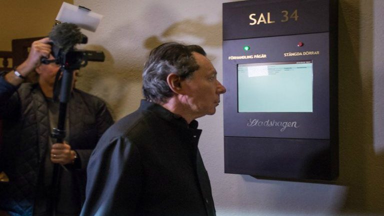 Pivô do cancelamento do Nobel de Literatura é condenado por estupro