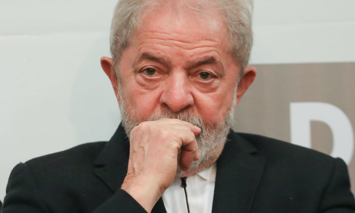 Lula liderava as pesquisas de intenção de voto para as eleições presidenciais até ser preso Lula liderava as pesquisas de intenção de voto para as eleições presidenciais até ser preso