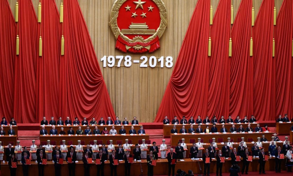 Em 40 anos, a China vai de país pobre e rural a potência econômica