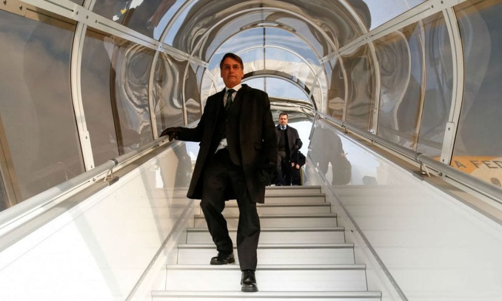 Bolsonaro diz que seu filho “pagará o preço” em caso de “erros”