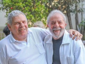 Episódio de enterro de irmão de Lula revolta meio jurídico