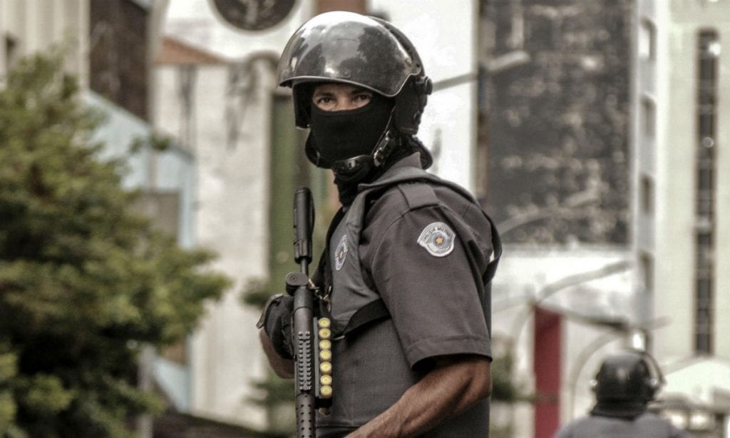 Doria quer manifestação sem máscaras, mas mantém PMs sem identificação