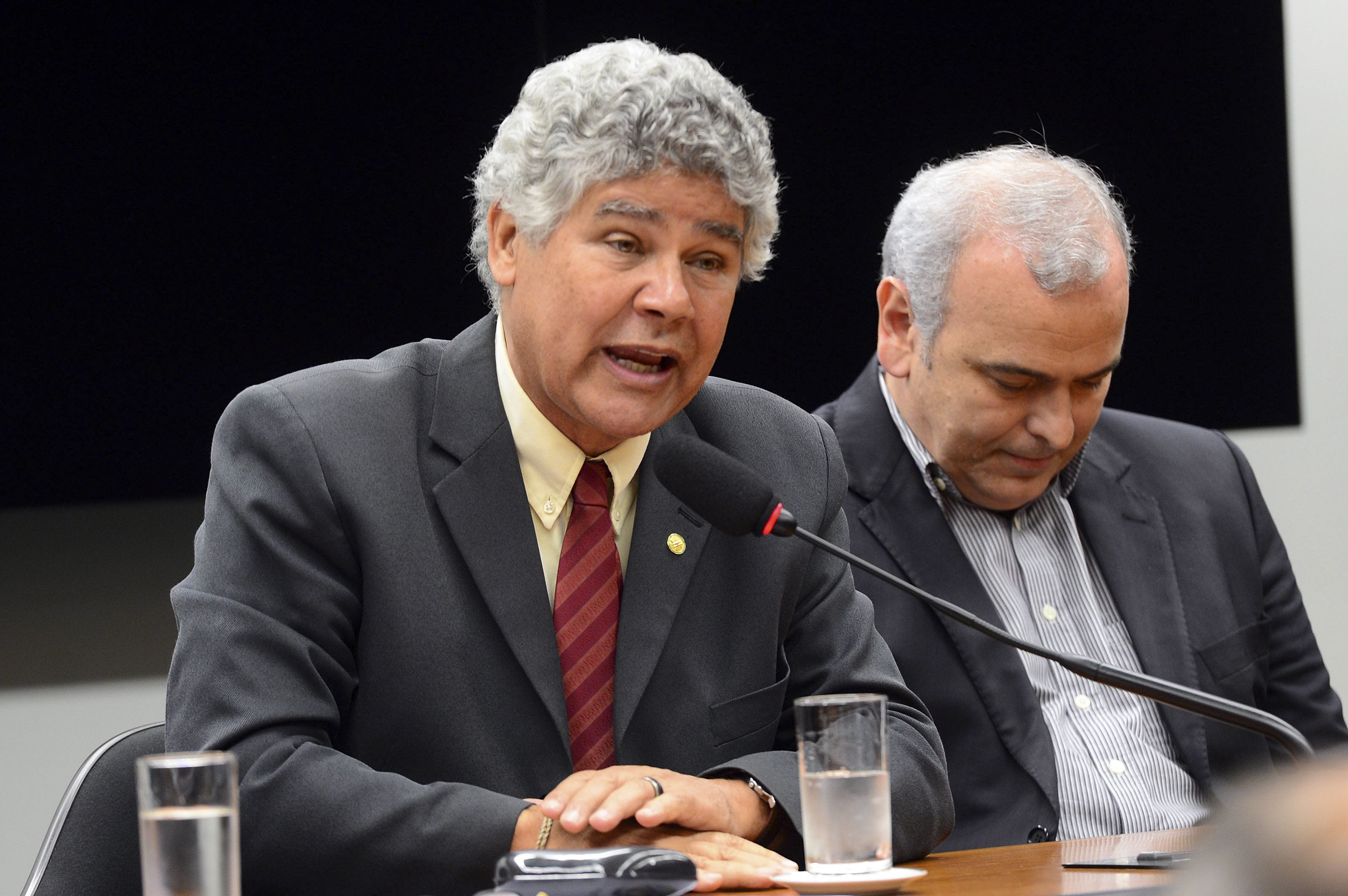 Deputado explica como atuam os lobistas da Vale no Congresso