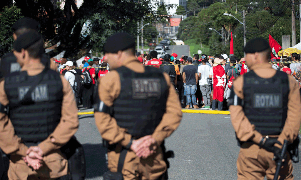 Uma justiça sem vendas mostra face cruel em velório de irmão de Lula