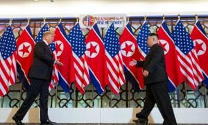 Trump e Kim discordam sobre sanções e acordo nuclear fracassa