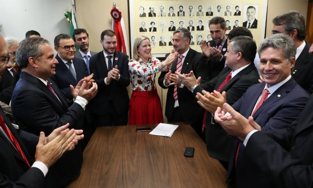 PT, PSB, PSOL e Rede oficializam bloco progressista na Câmara