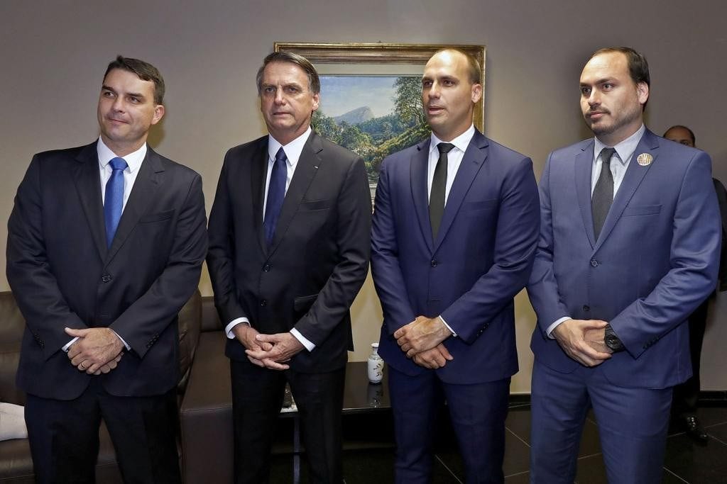 Gabinete do ódio bolsonarista age para manter influência digital