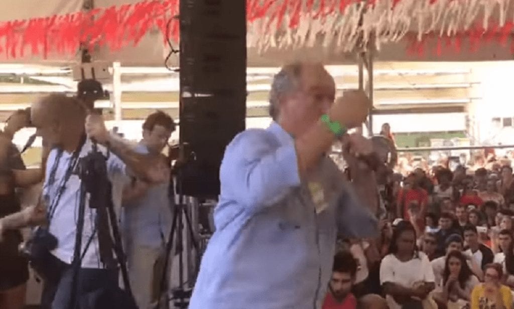 Ciro Gomes: “O Lula tá preso, babaca”