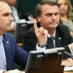 ‘Esqueça qualquer crítica ao Gilmar’, disse Jair a Eduardo no WhatsApp