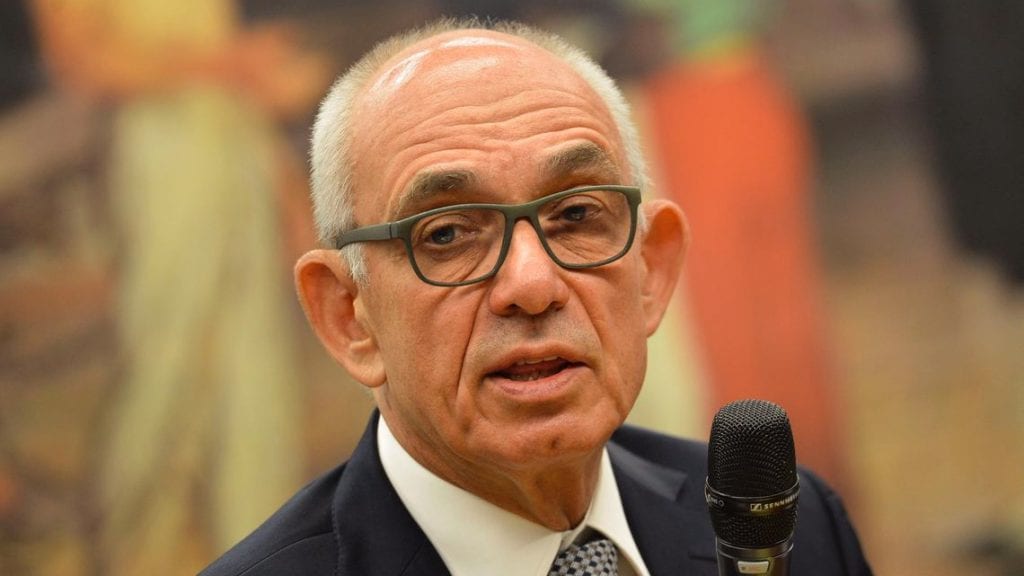 Presidente da Vale deixa comando da empresa