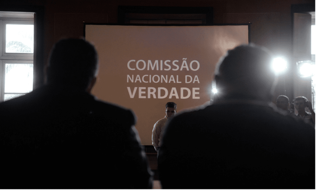 Ceará possui uma lei que proíbe o Estado de homenagear torturadores