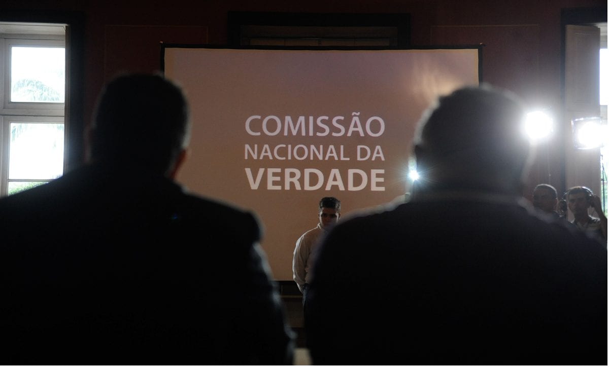 Ceará possui uma lei que proíbe o Estado de homenagear torturadores