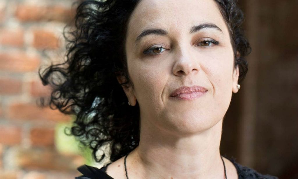 Sob ameaças, Márcia Tiburi decide sair do Brasil