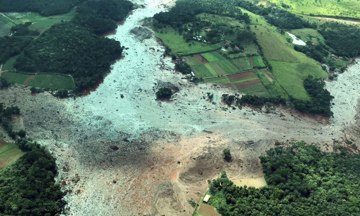 Três barragens da Vale em MG estão em risco máximo de rompimento